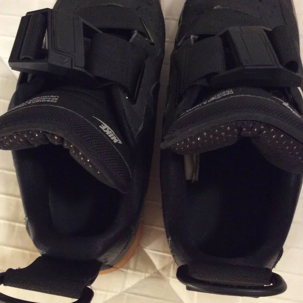 Nike AIR FORCE 1 UTILITY - Picture 5 of 14